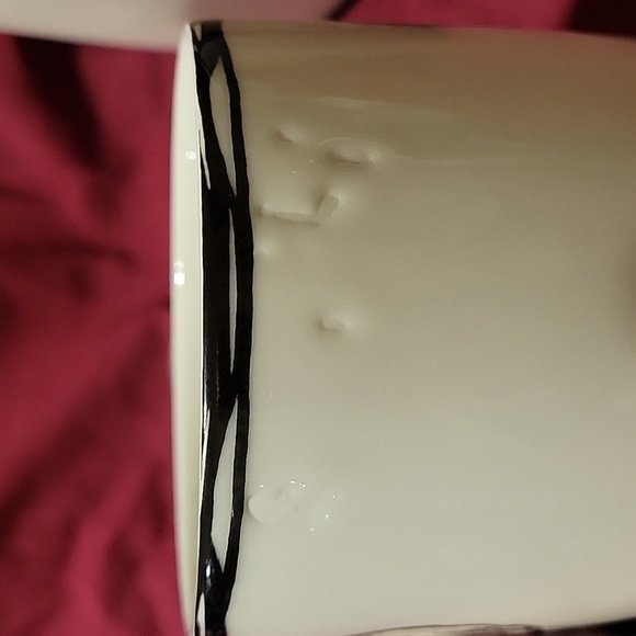 Vintage COVENTRY Fine China SKULLS & CROSSBONES coffee mug set of 3 - Picture 4 of 5